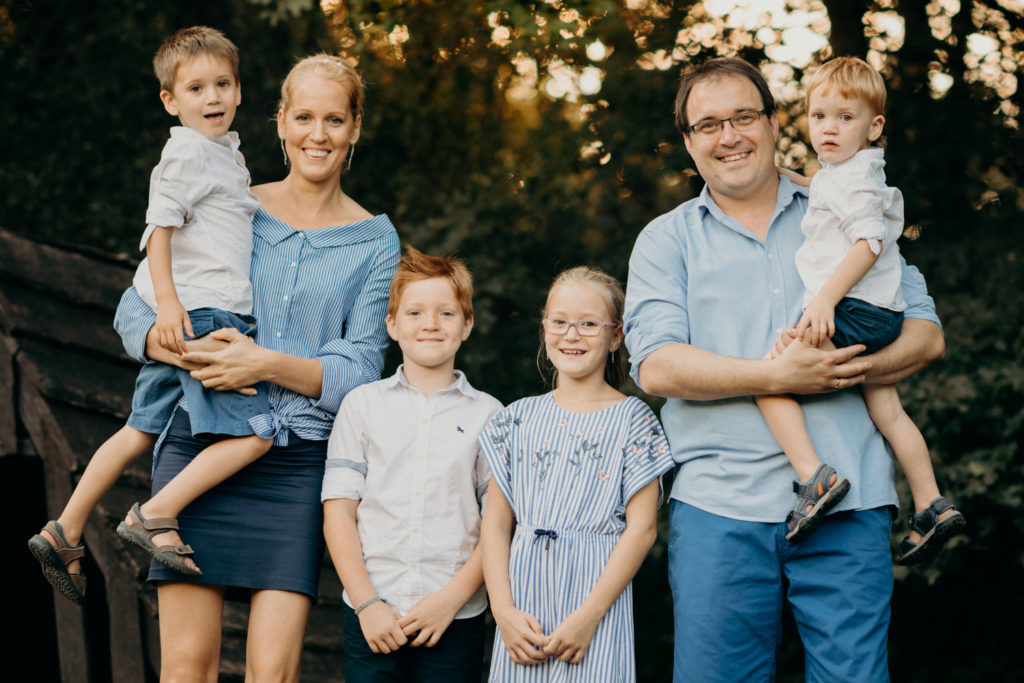 mg horvath csalad px