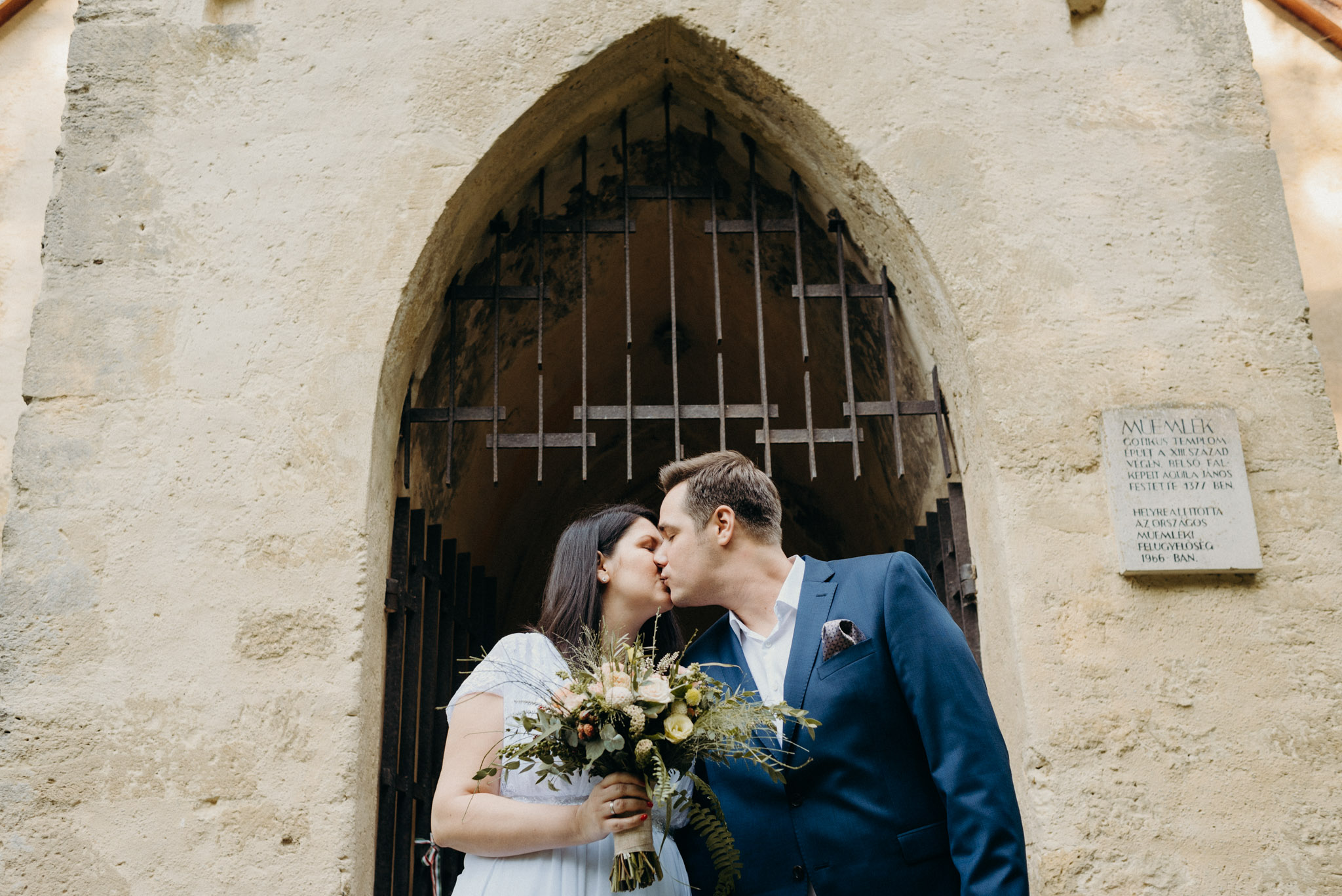 mg zsuzsi es csabi editorial web