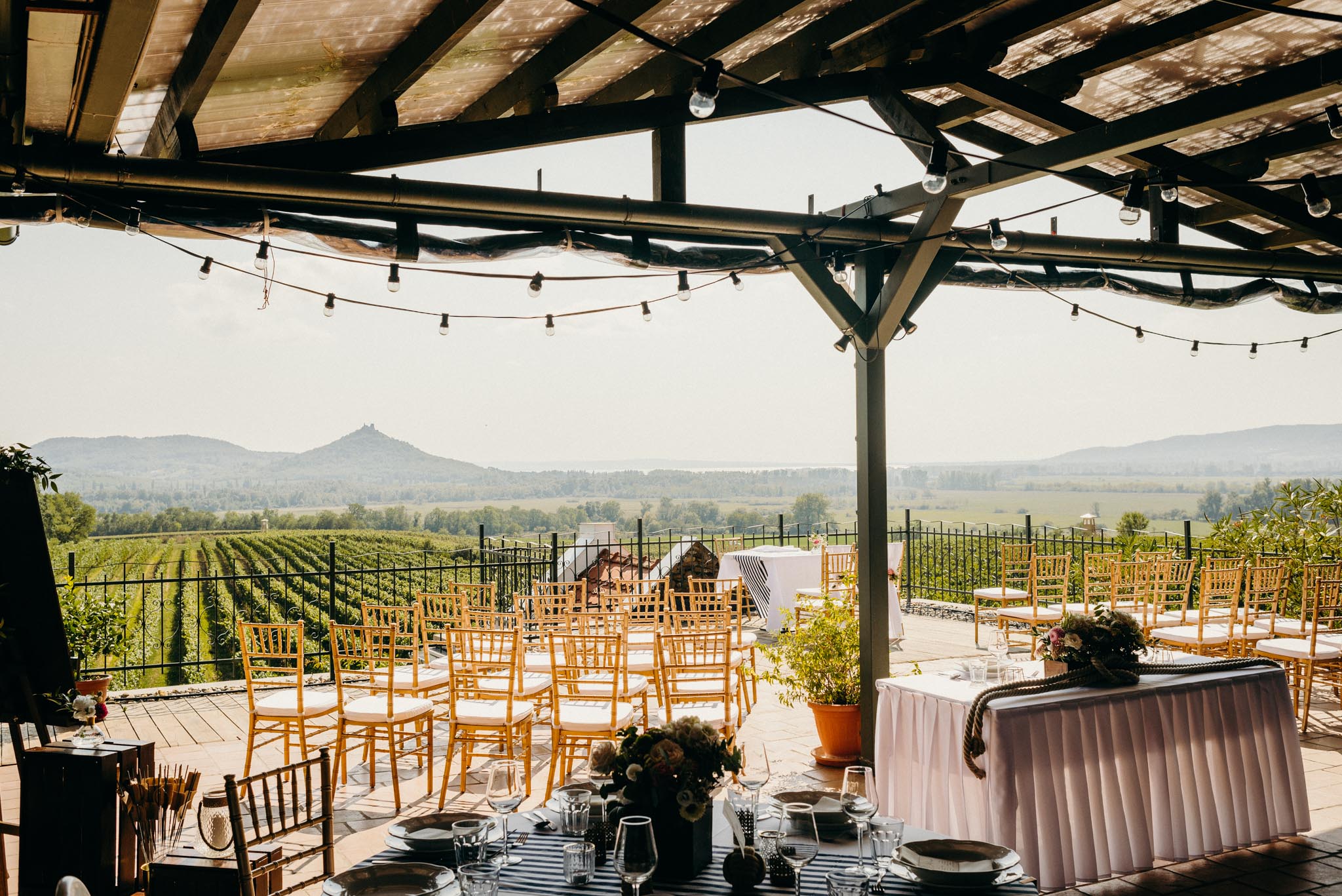 mg gabi es gabor editorial