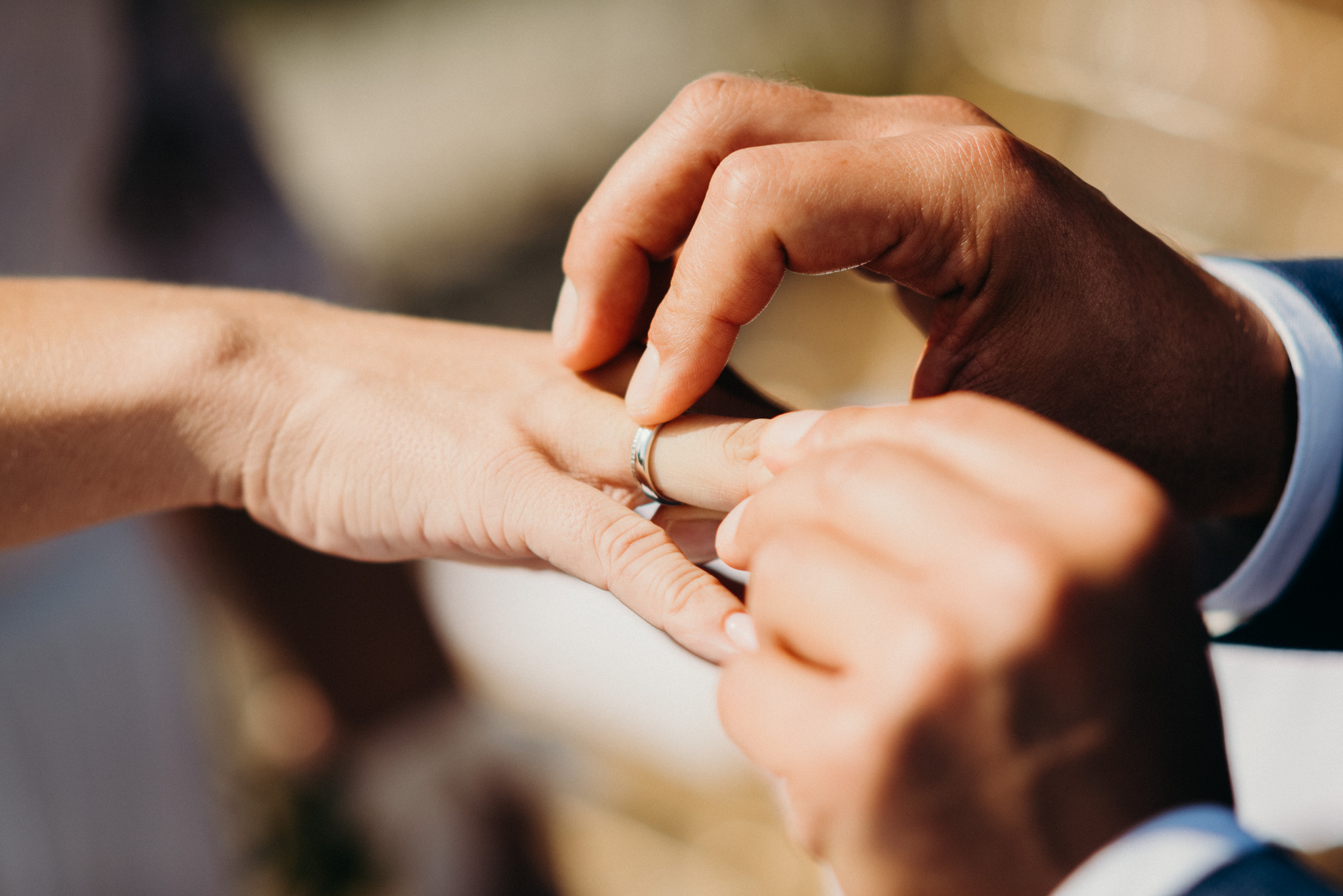 mg gabi es gabor editorial