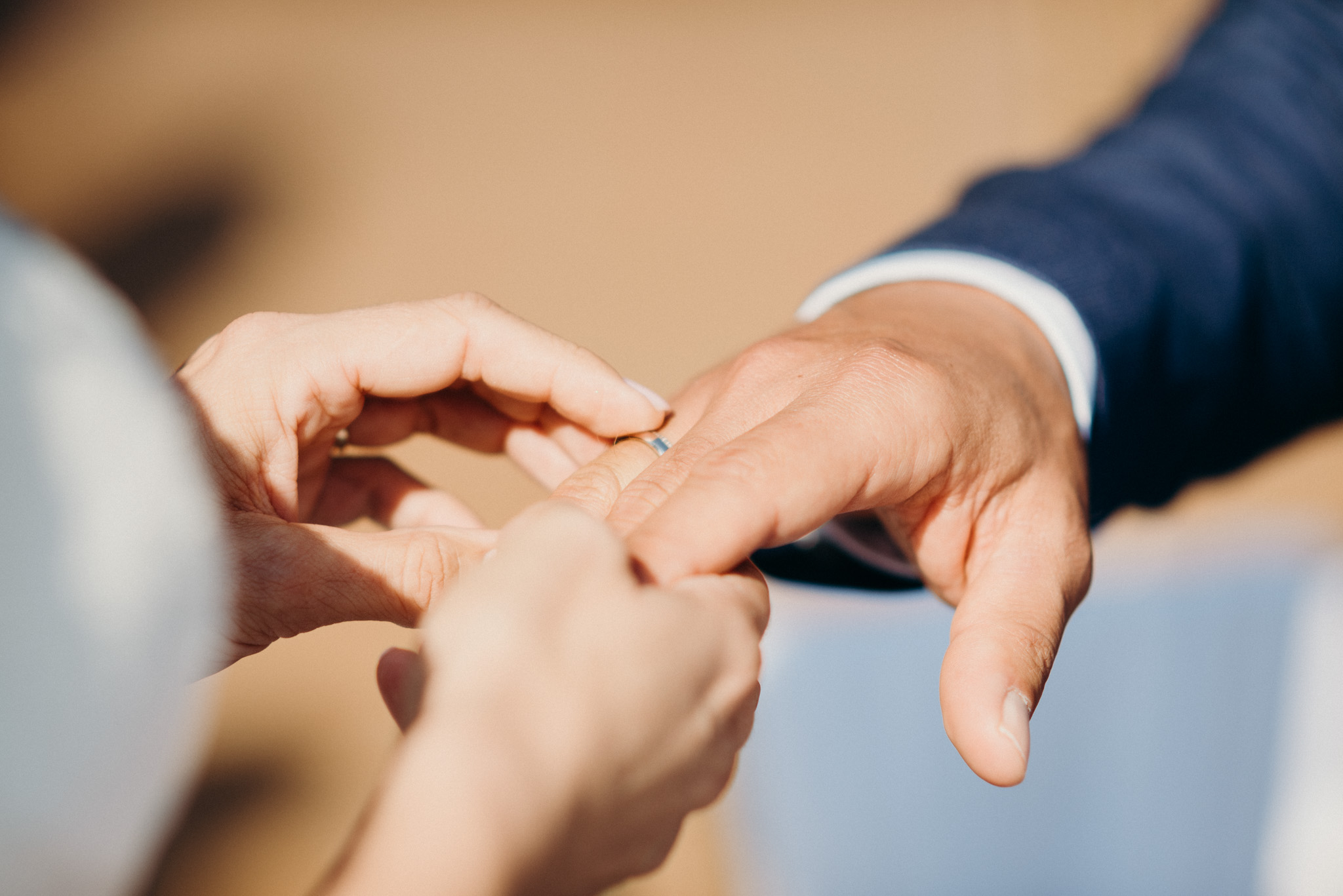 mg gabi es gabor editorial