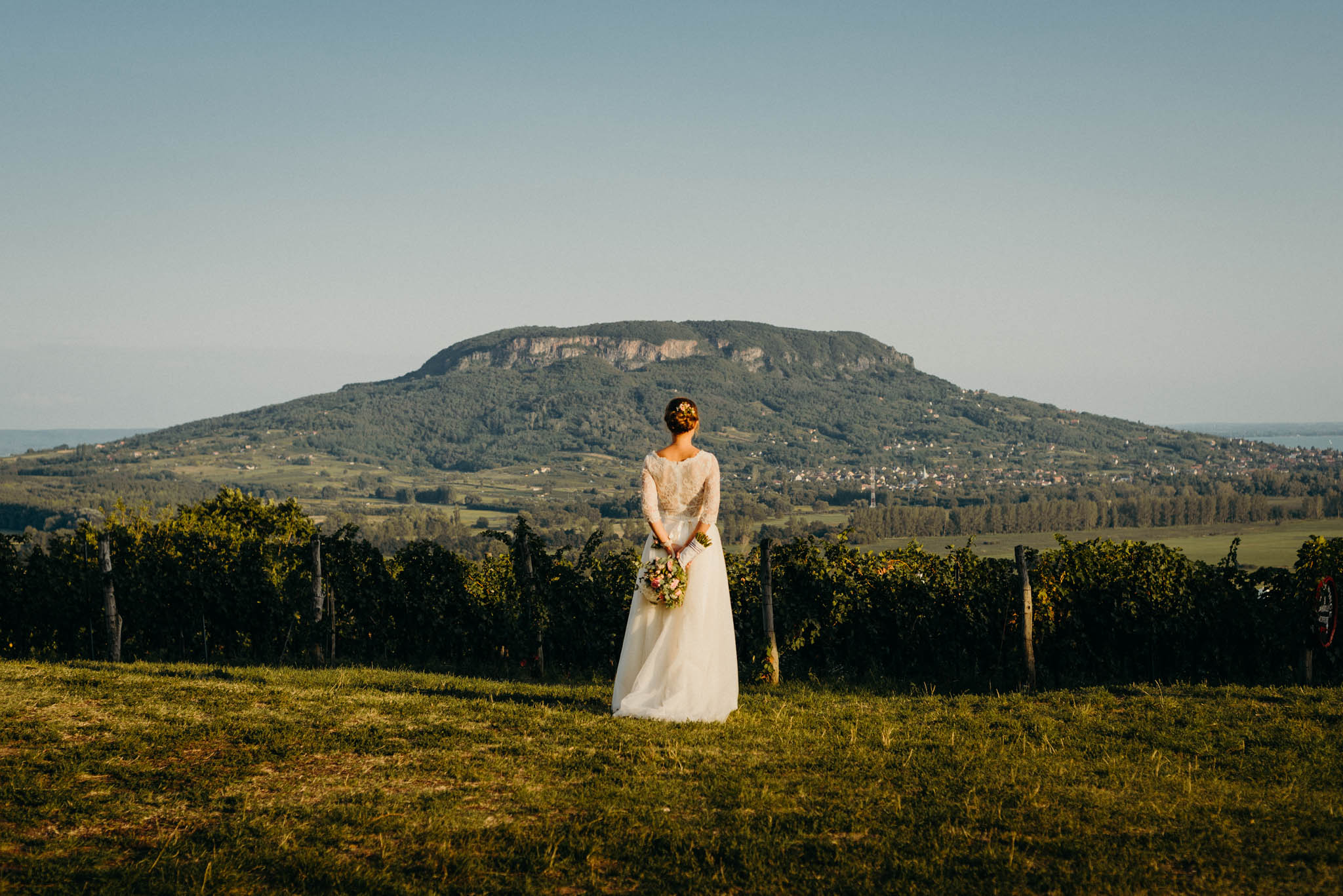 mg gabi es gabor editorial